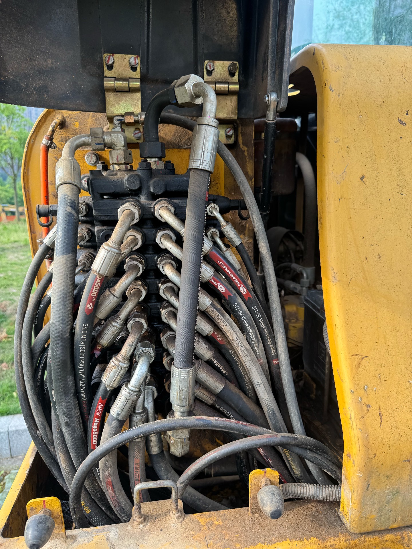 Used XE60 Crawler Excavator 2017 8000 Hours detail photo 4