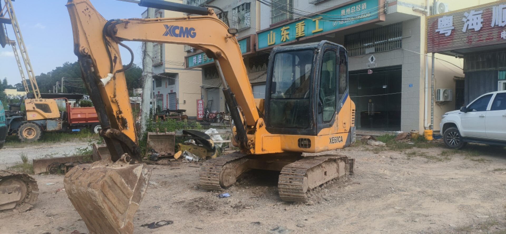 Used XE60 Crawler Excavator detail photo 3