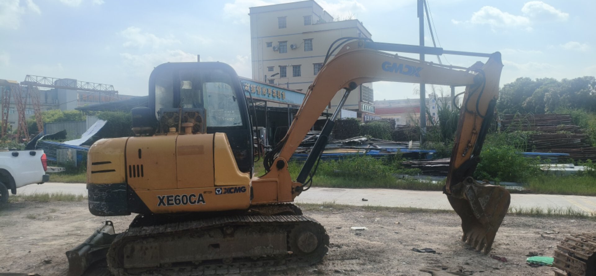 Used XE60 Crawler Excavator detail photo 4