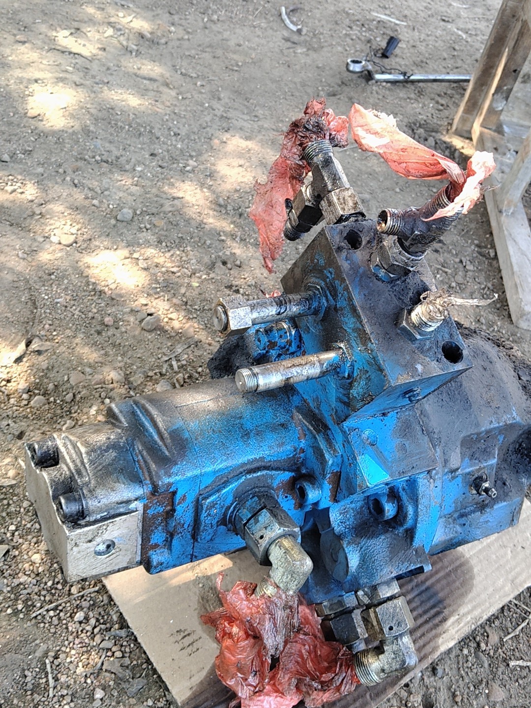 Used XE60 Crawler Excavator detail photo 2