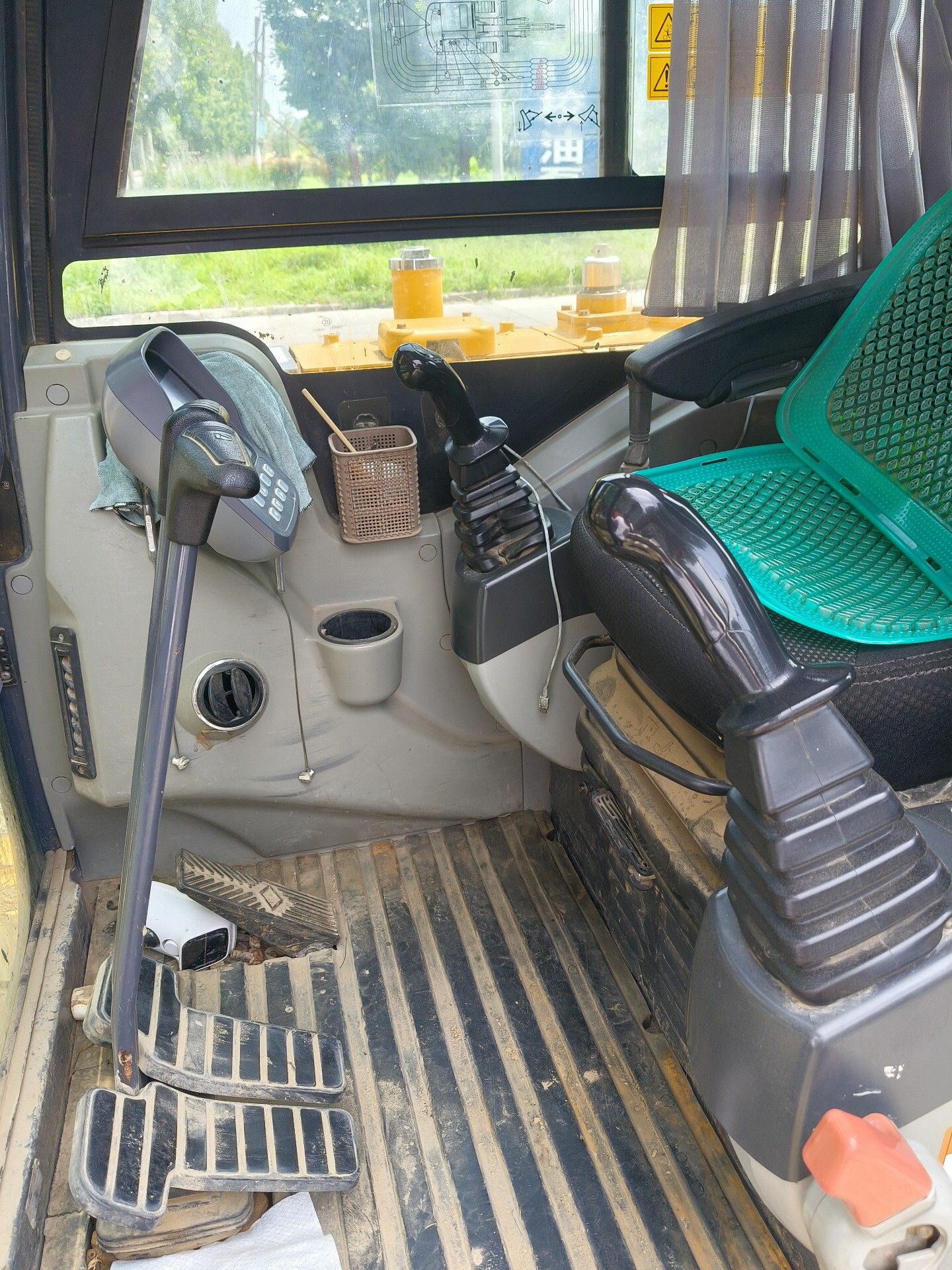 Used XE60 Crawler Excavator 2020 detail photo 8