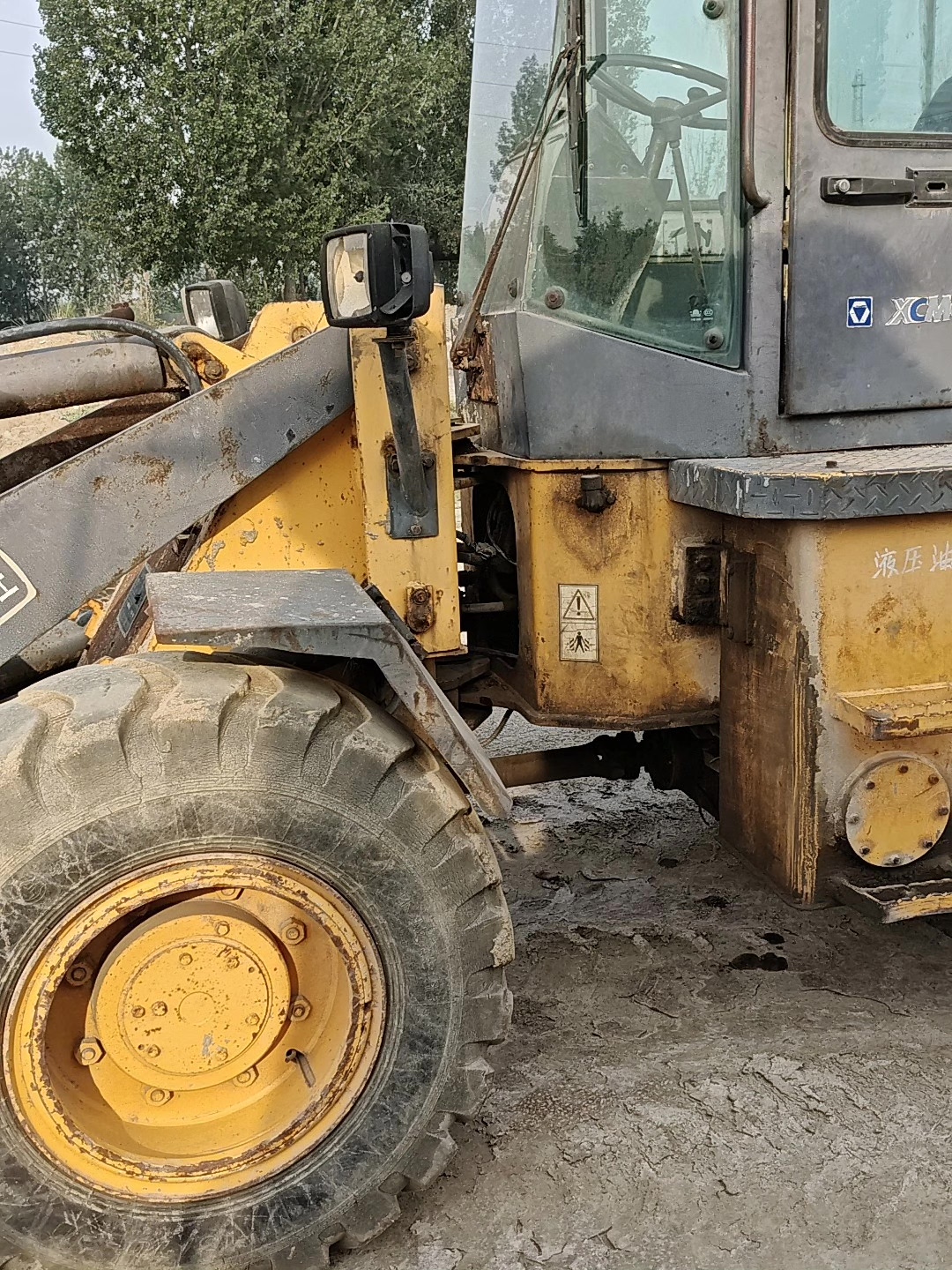 Used Wheel Loader — model confirmed on request detail photo 3