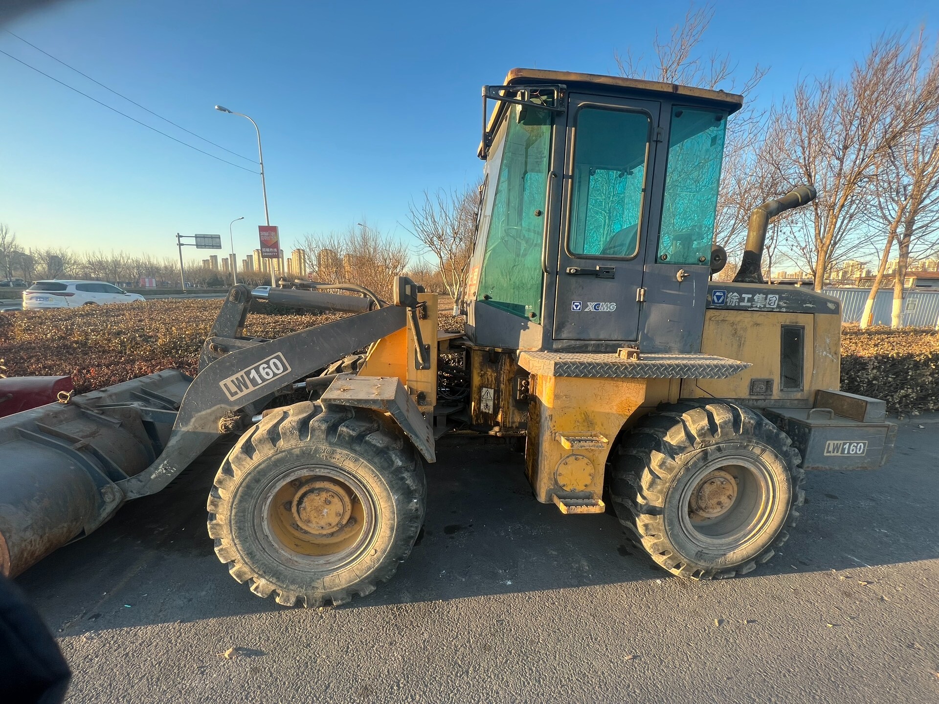 Used LW160 Wheel Loader detail photo 2
