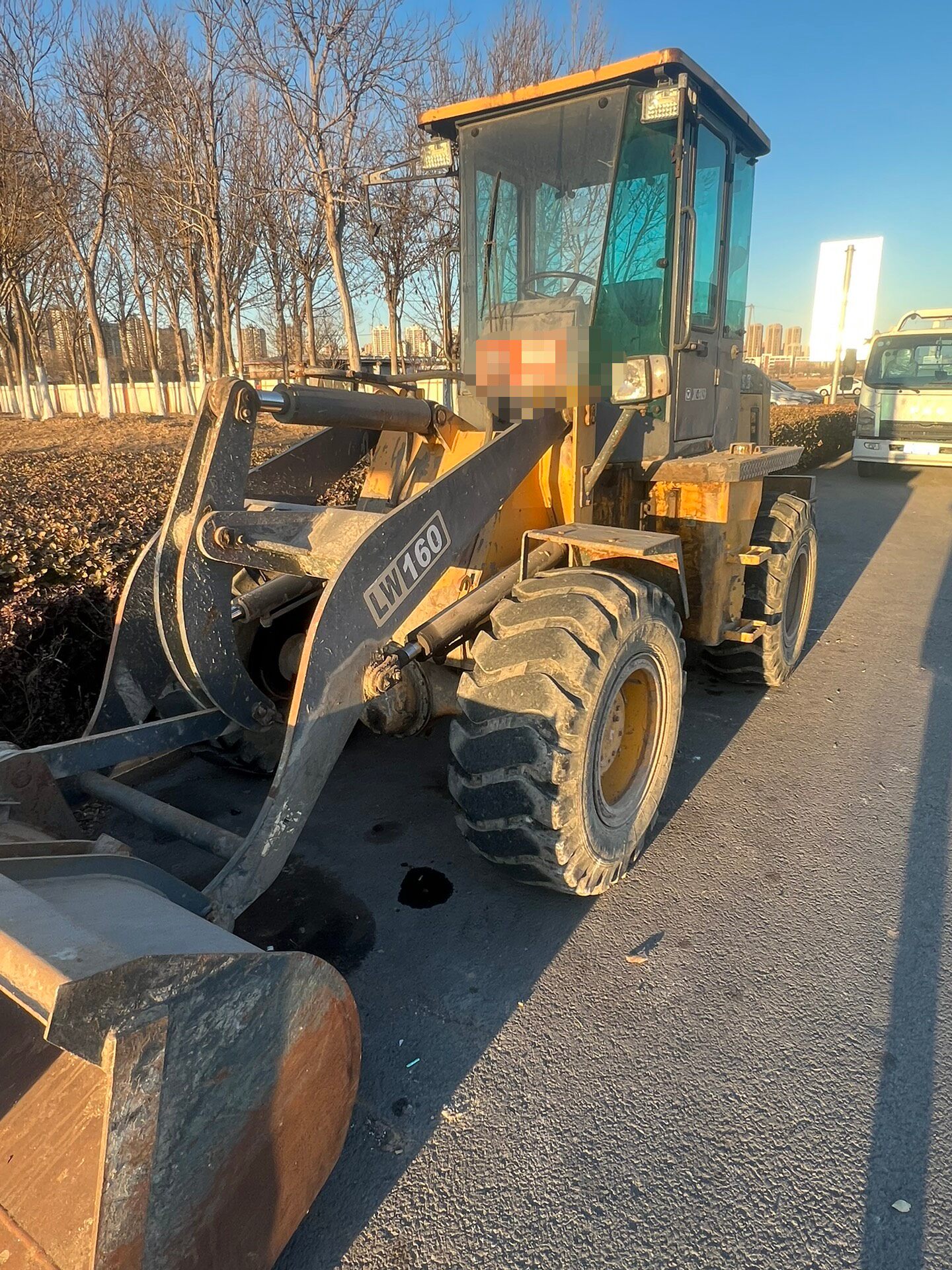 Used LW160 Wheel Loader detail photo 5