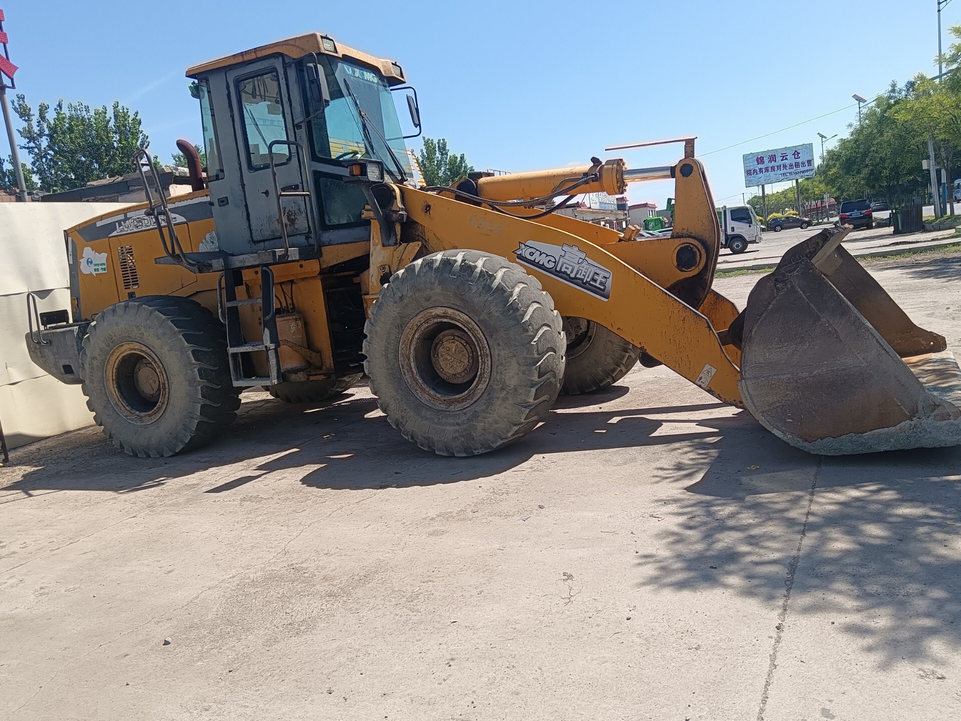 Used Wheel Loader — model confirmed on request detail photo 2