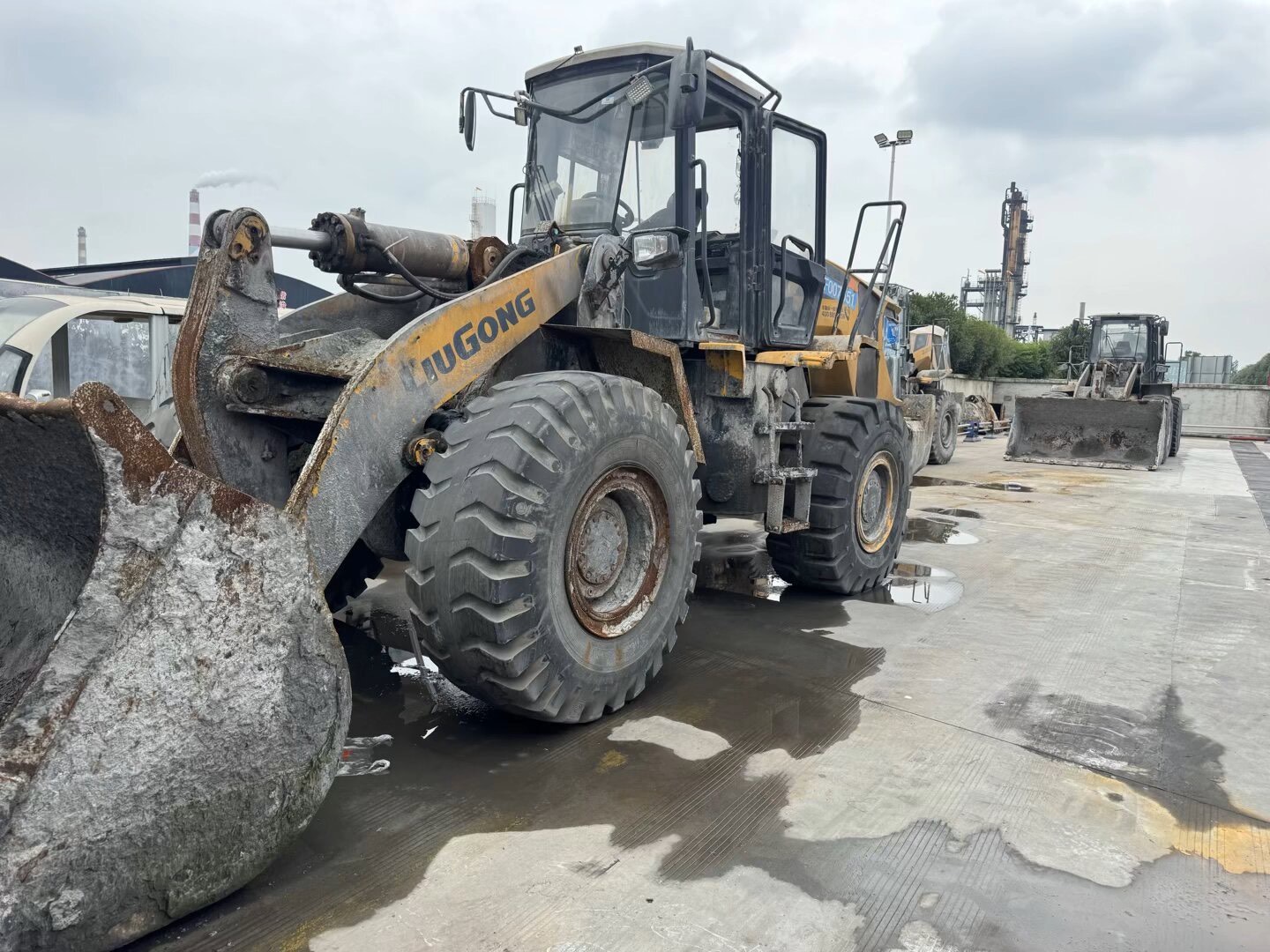 Used Wheel Loader — model confirmed on request detail photo 3