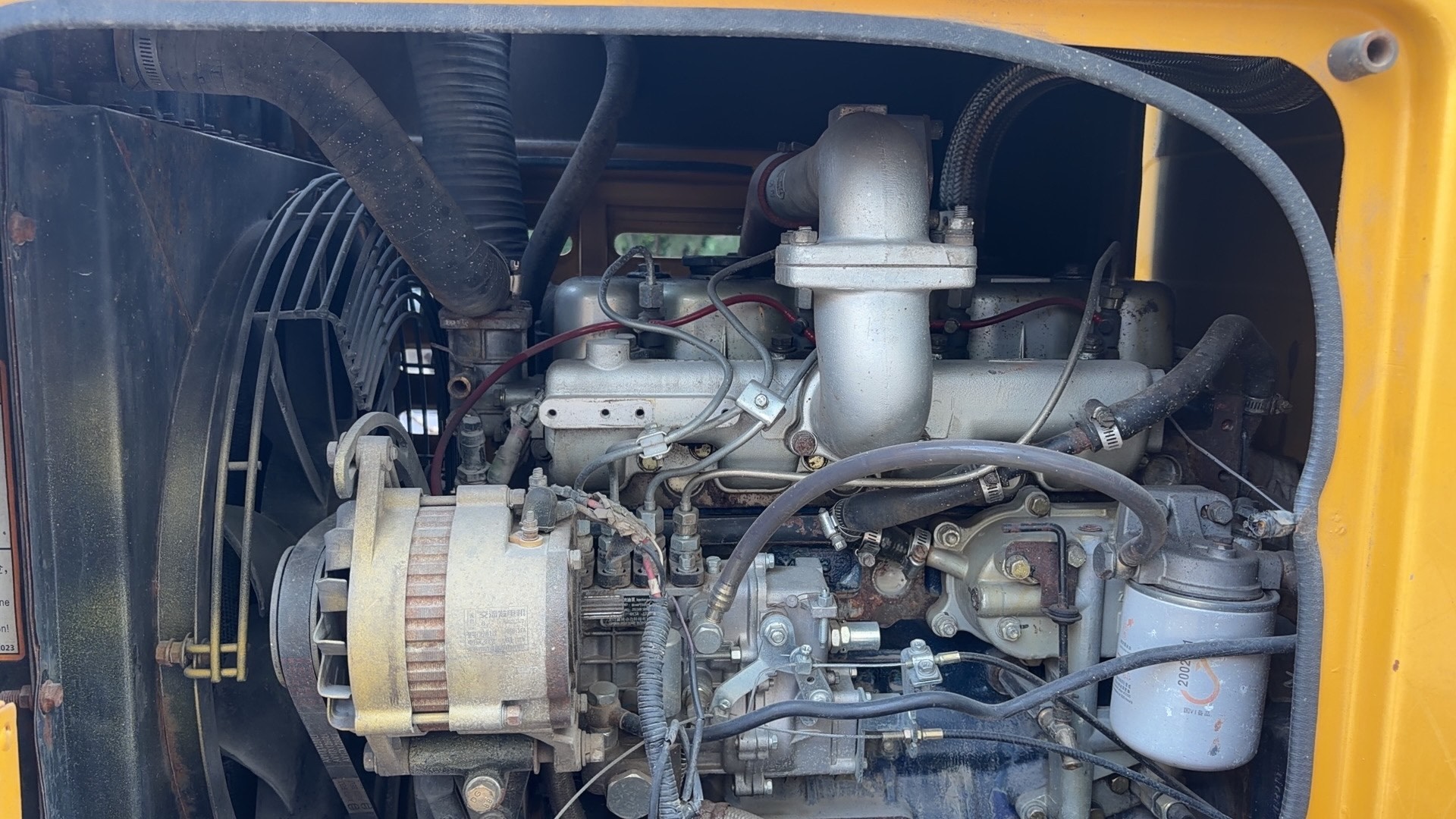 Used XE160 Crawler Excavator detail photo 3