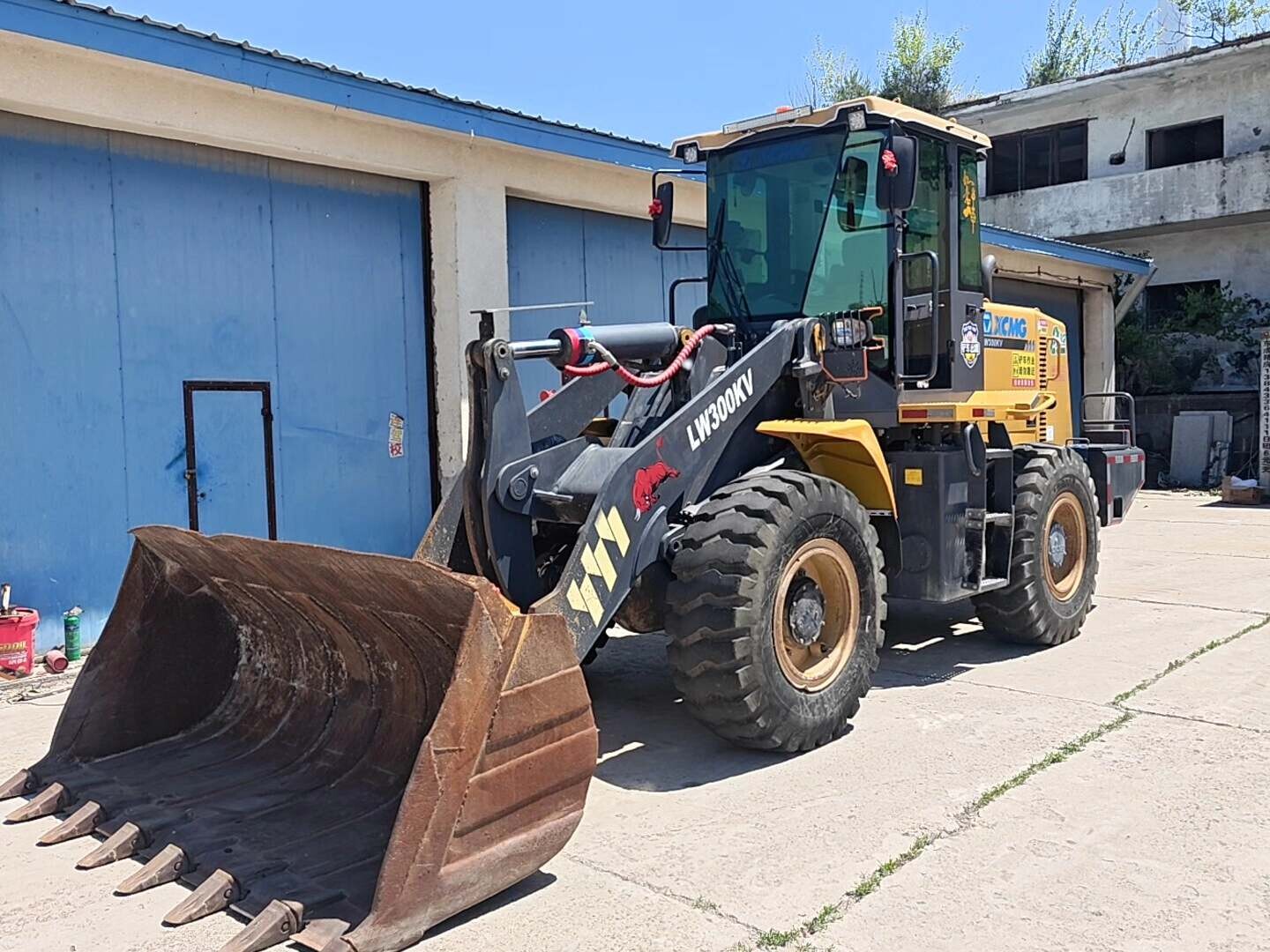 Used Wheel Loader — model confirmed on request detail photo 2