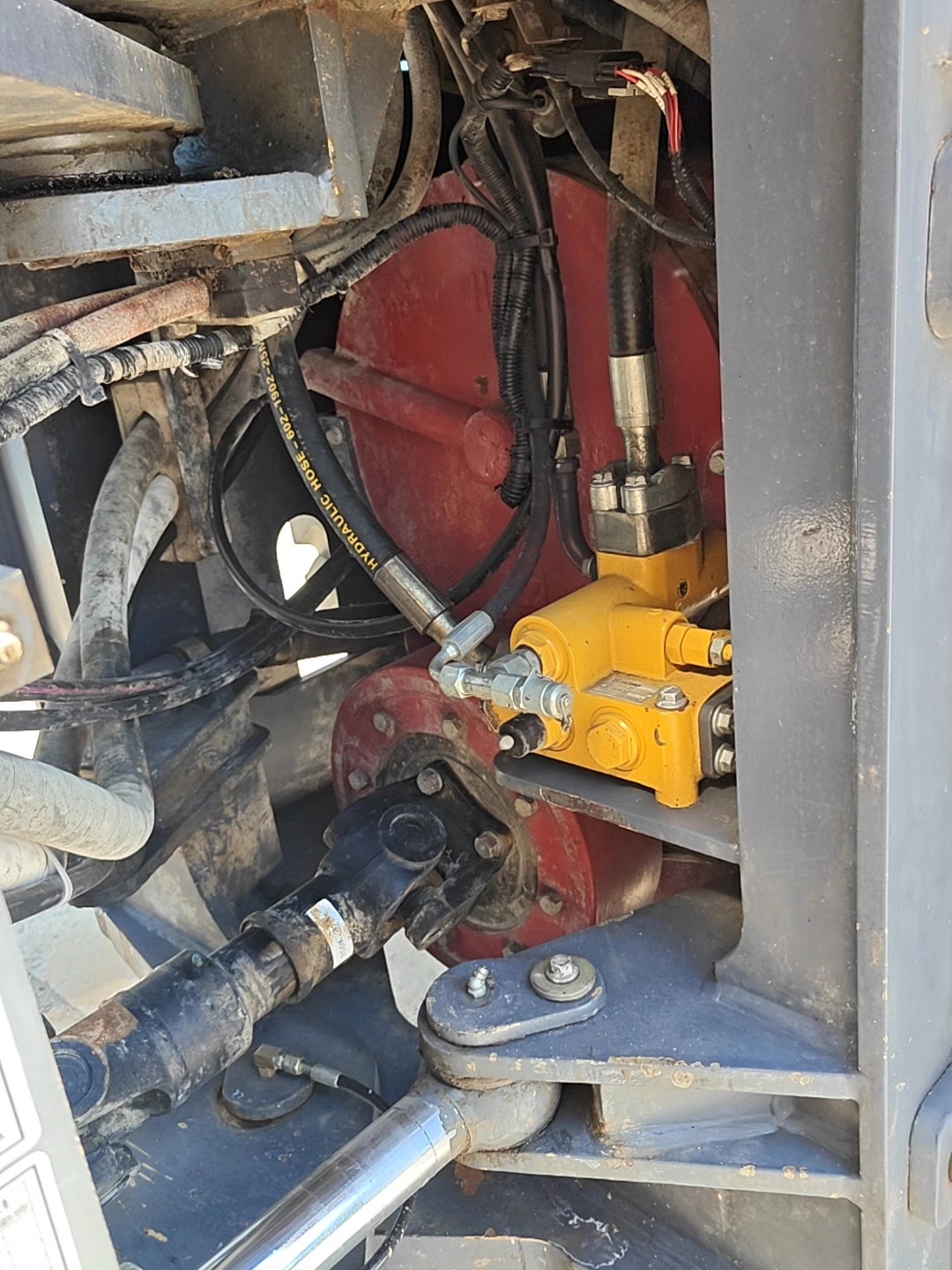 Used Wheel Loader — model confirmed on request detail photo 3