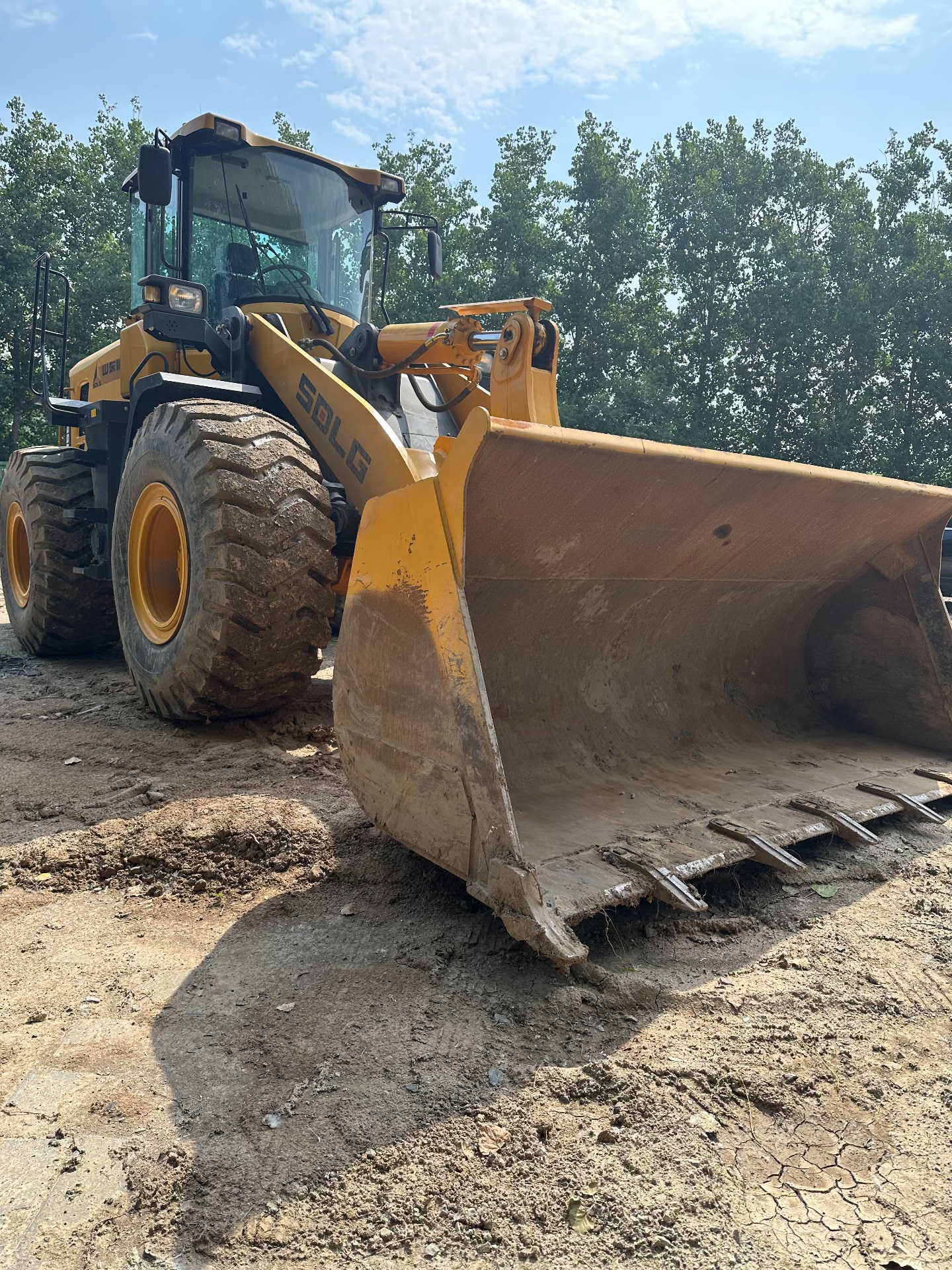 Used Wheel Loader — model confirmed on request detail photo 4