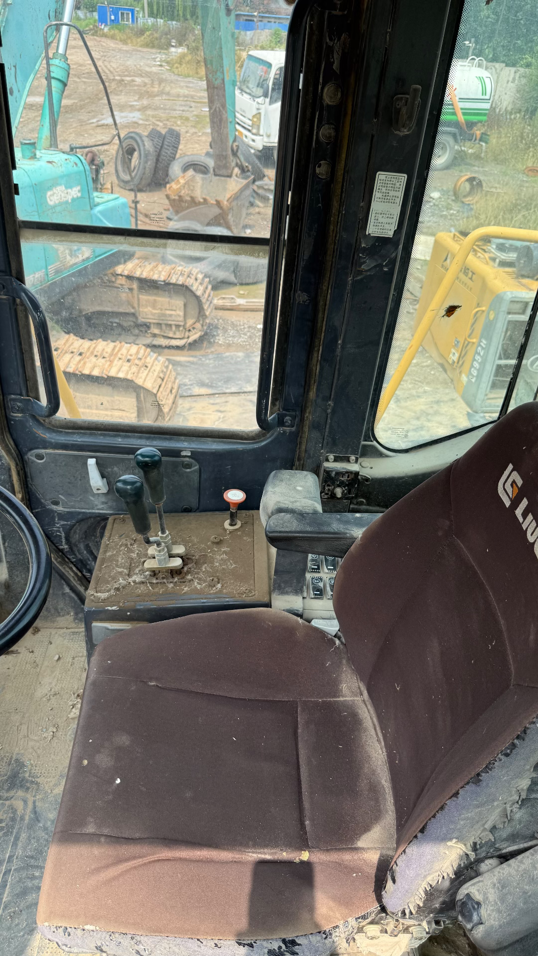 Used Wheel Loader — model confirmed on request detail photo 7