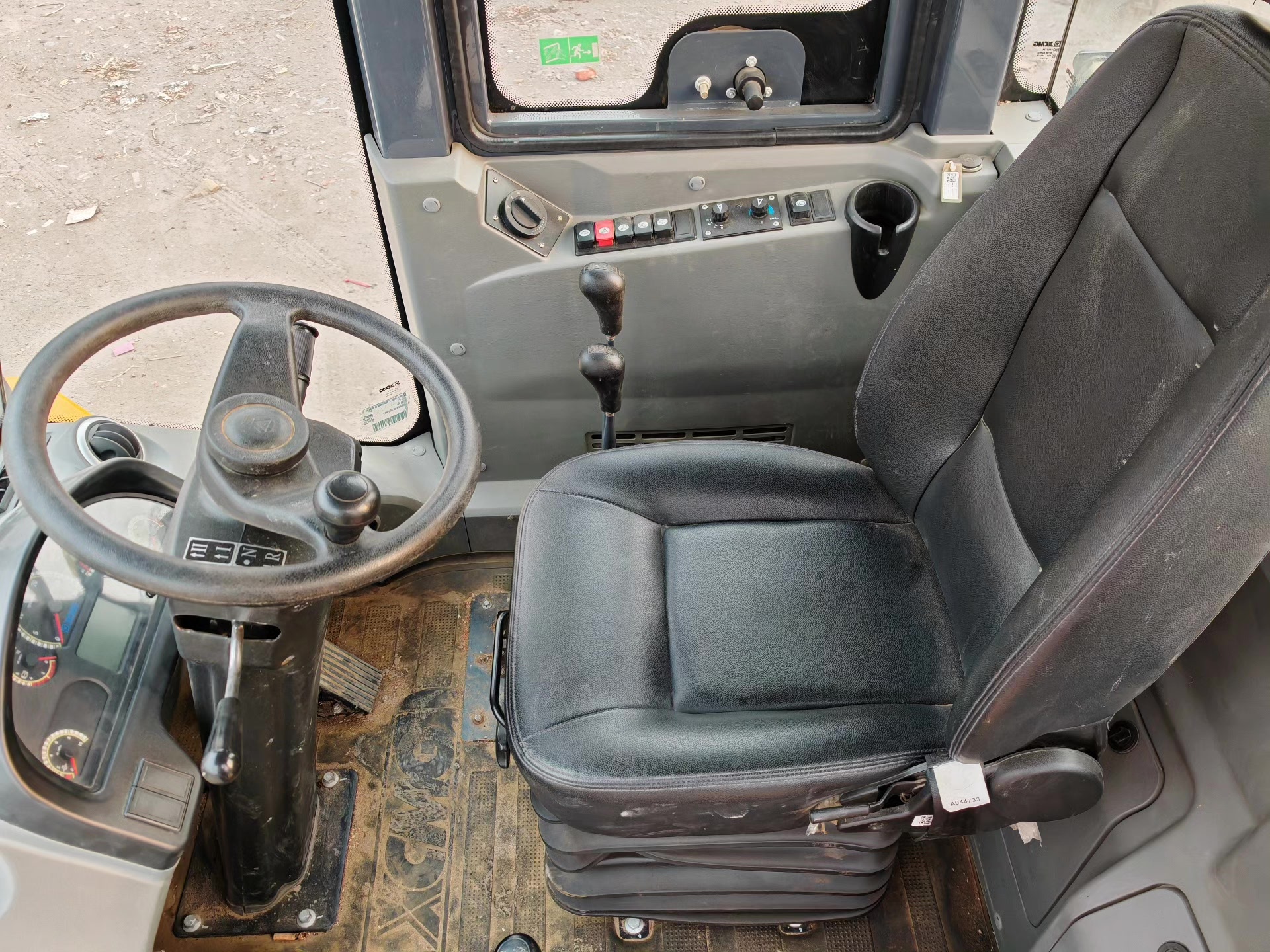 Used Wheel Loader — model confirmed on request detail photo 8