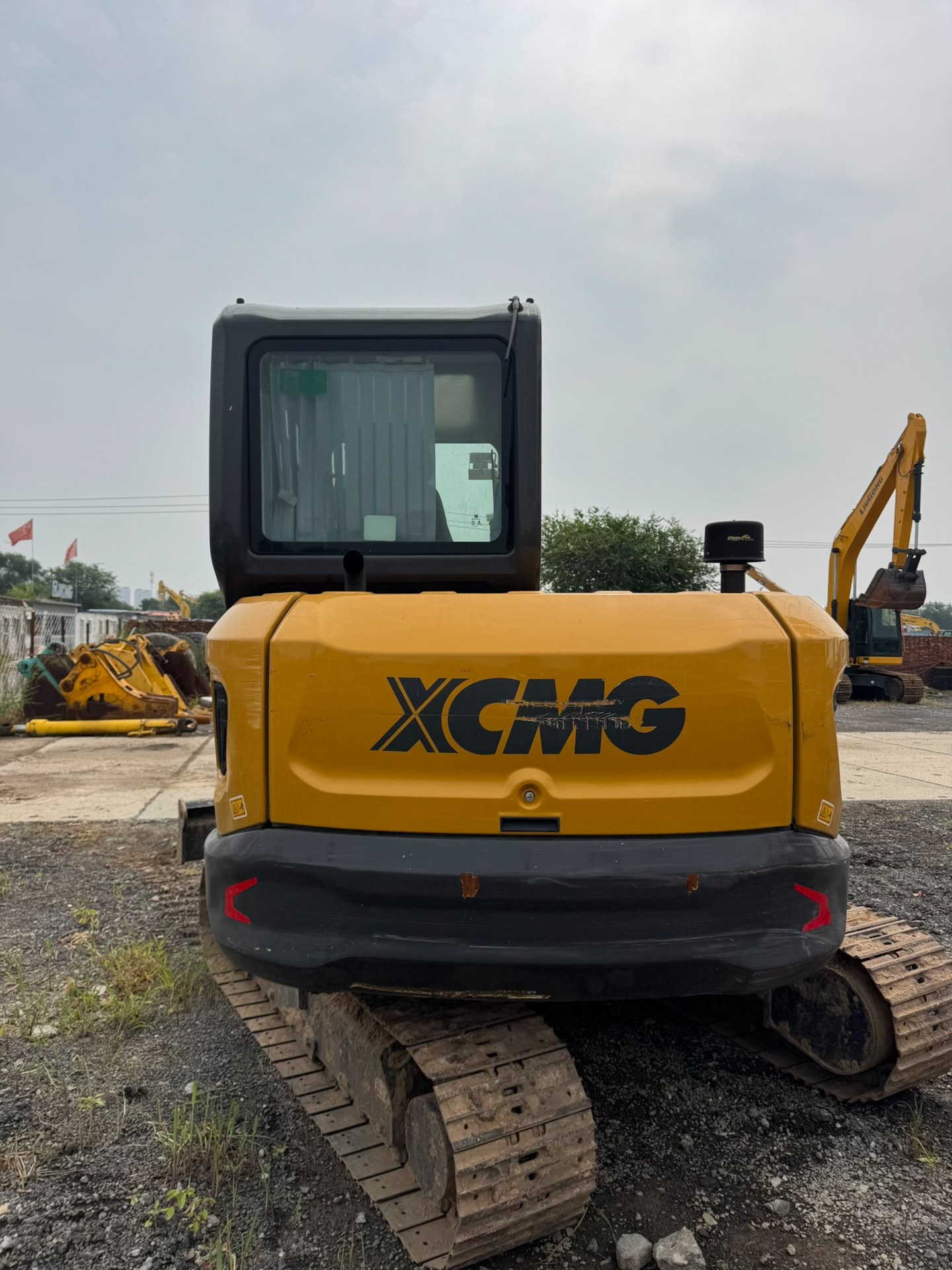 Used XE60 Crawler Excavator 2024 60800 Hours detail photo 2