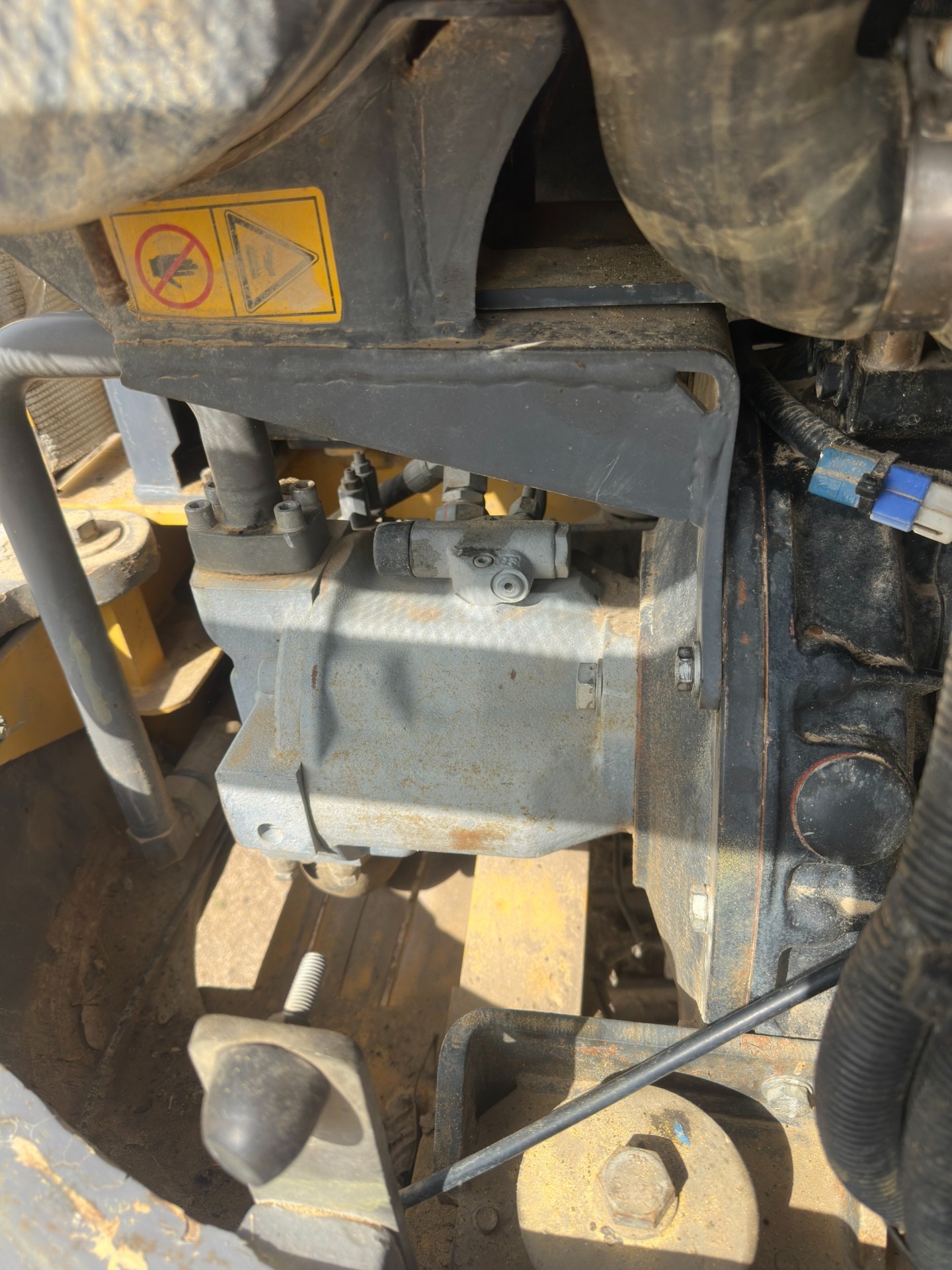 Used XE60 Crawler Excavator 2016 detail photo 8