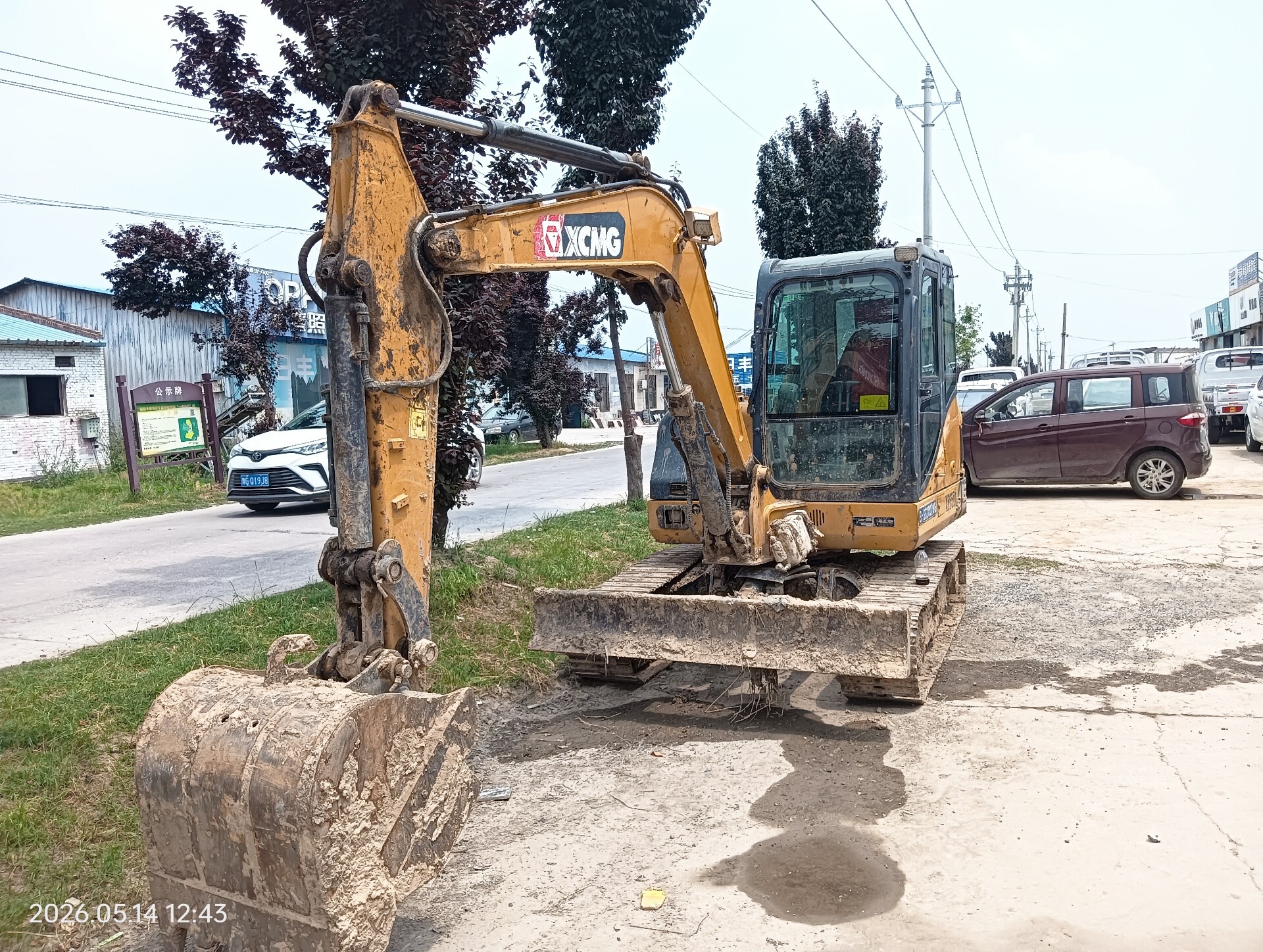Used Wheel Loader — model confirmed on request detail photo 3