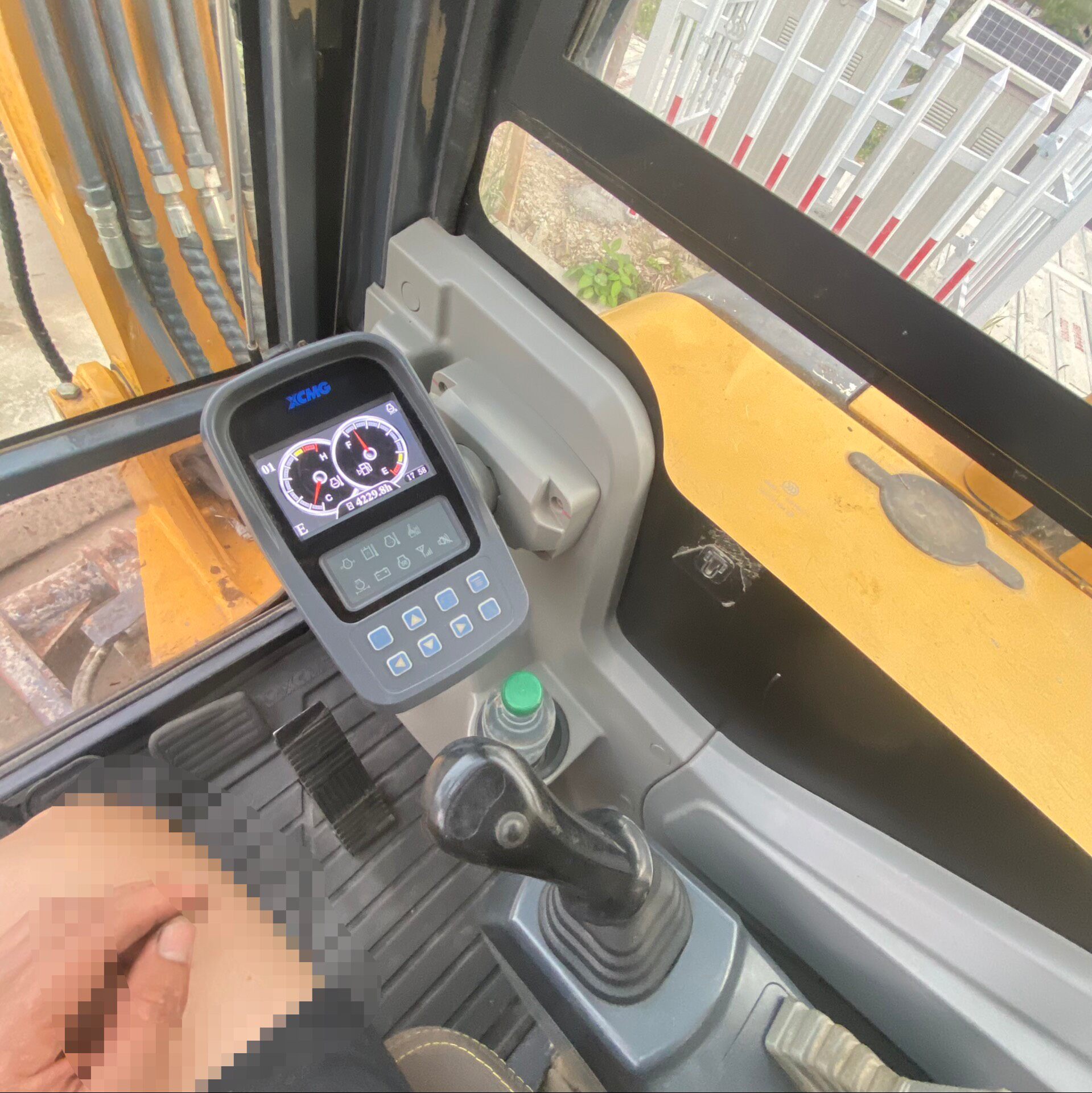 Used XE60 Crawler Excavator detail photo 7