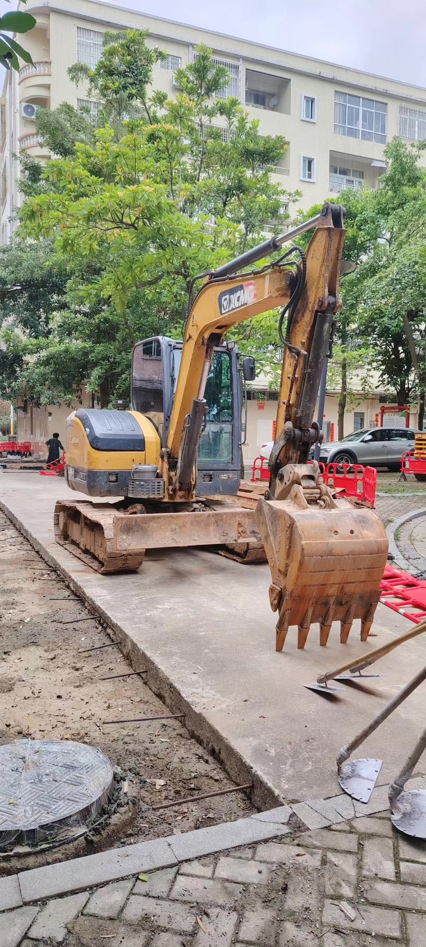 Used Excavator — model confirmed on request detail photo 6