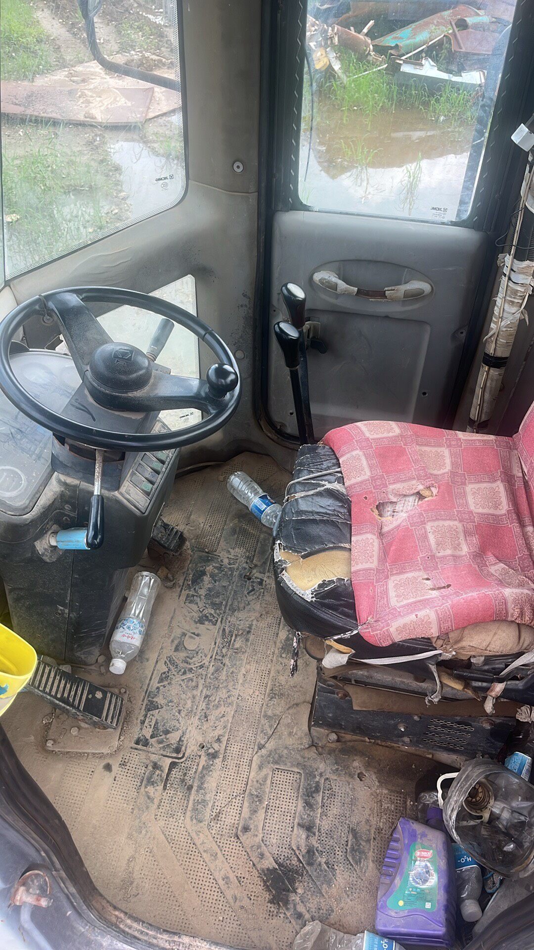 Used Wheel Loader — model confirmed on request detail photo 8