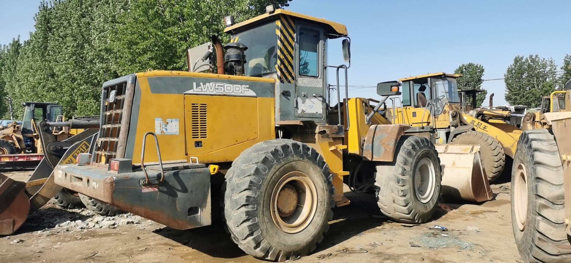 Used LW500 Wheel Loader detail photo 4