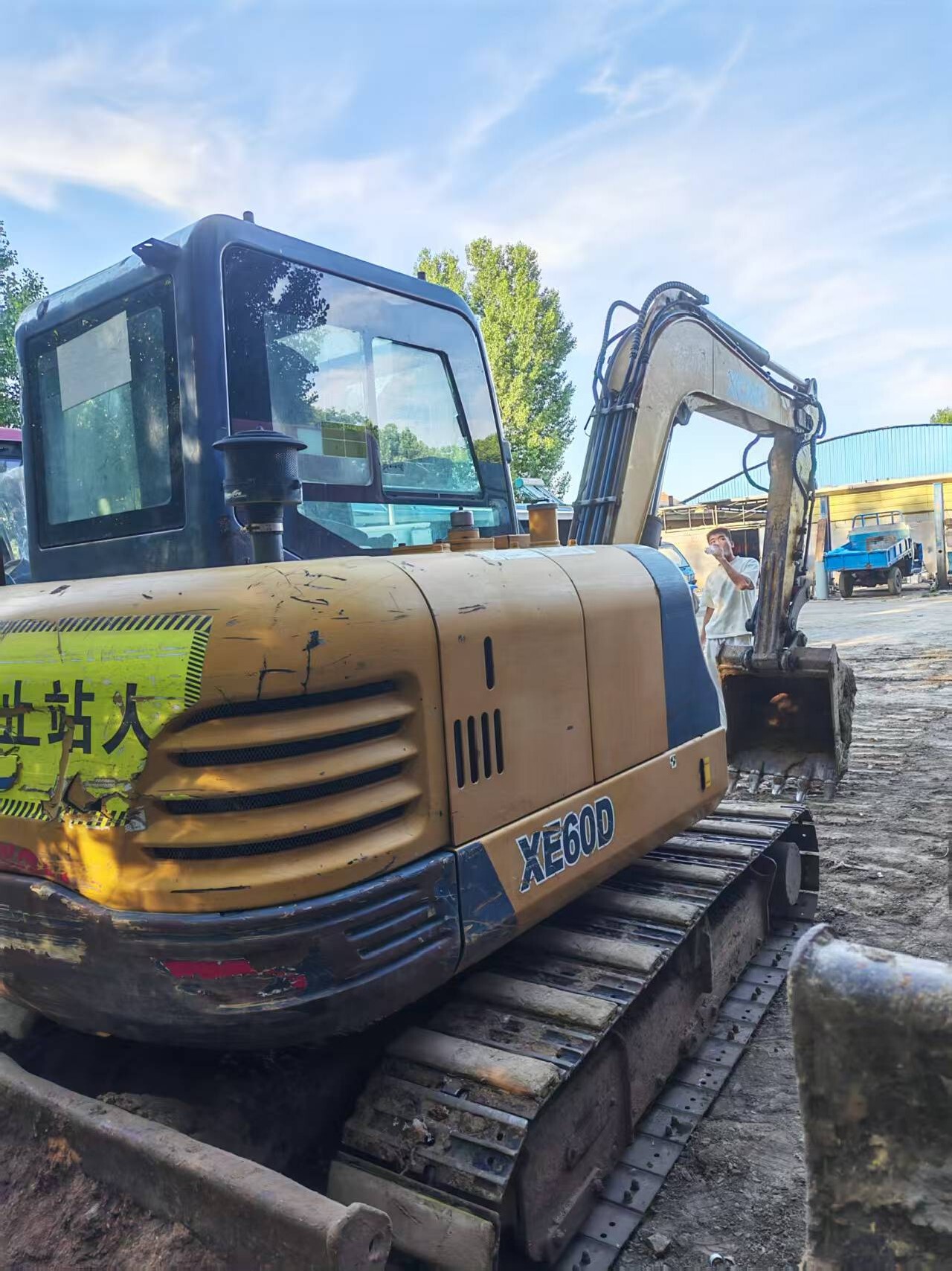 Used XE60 Crawler Excavator 2017 9000 Hours detail photo 6